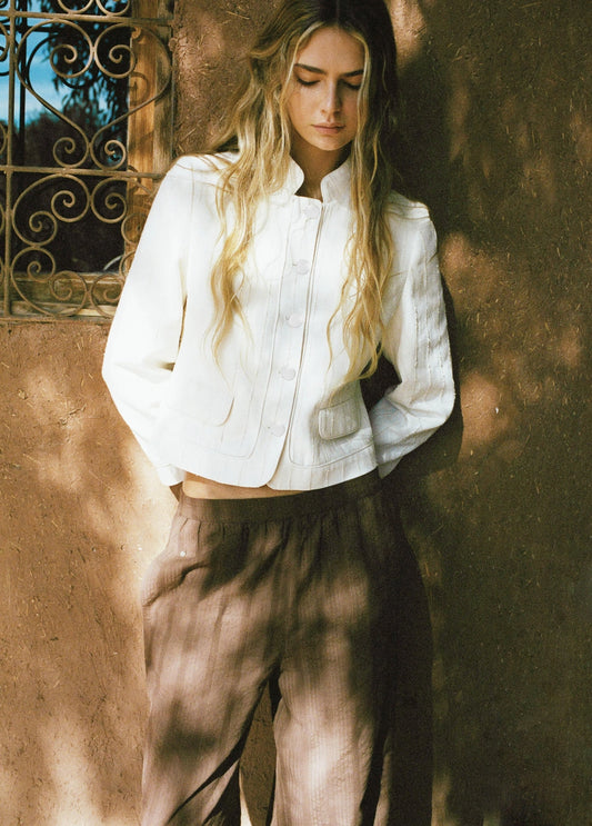 Chaqueta tejido textura y vivos