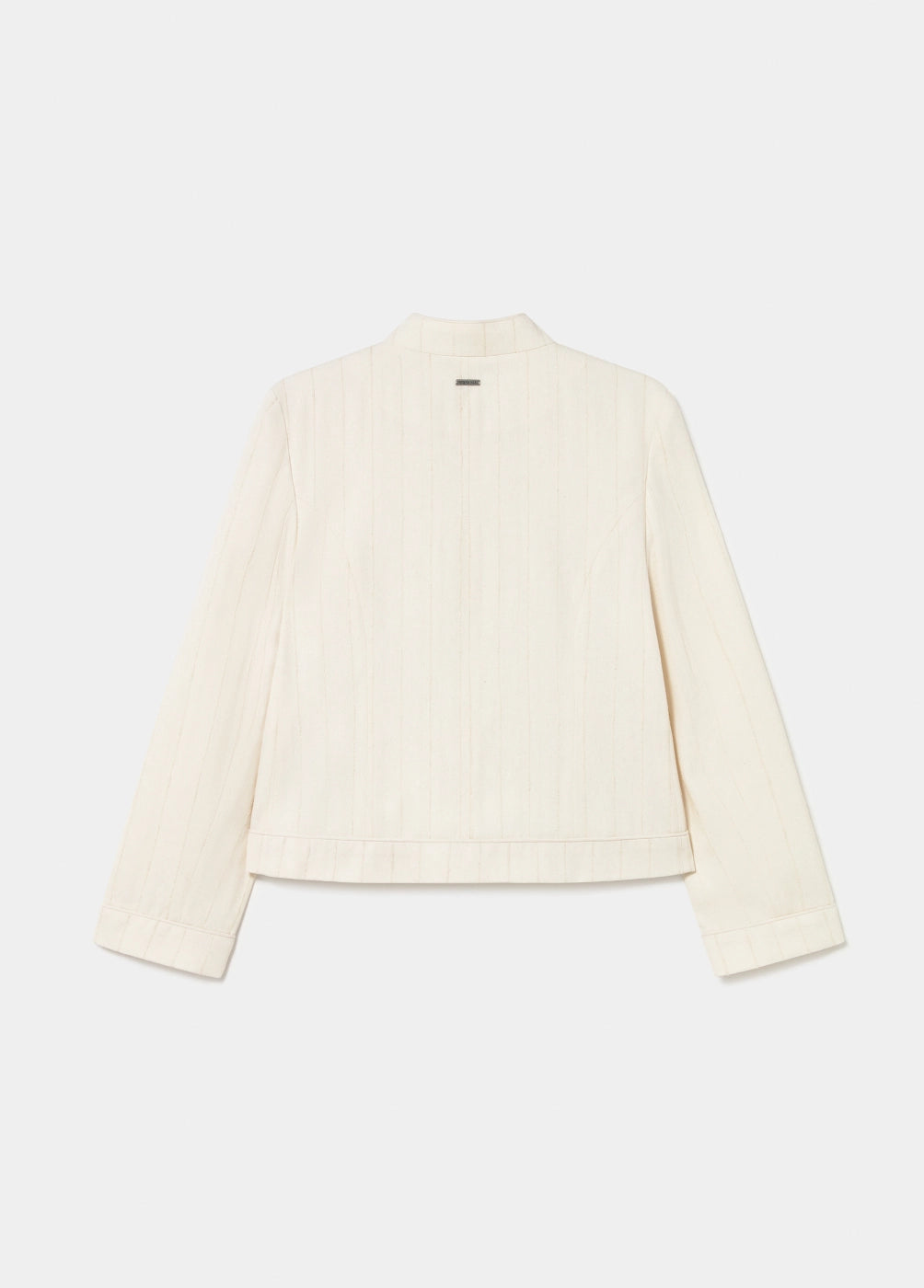 Chaqueta tejido textura y vivos