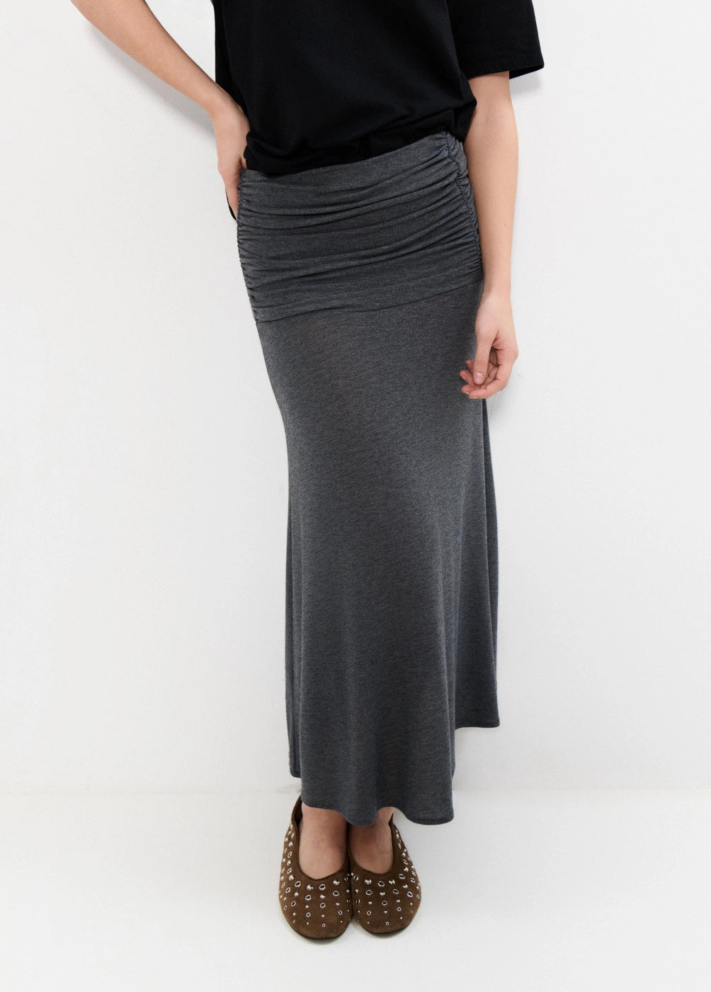 Falda midi drapeada
