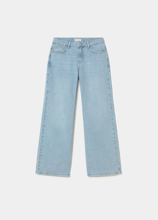 Jeans 5 bolsillos parche estrella