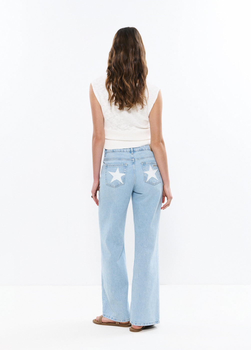 Jeans 5 bolsillos parche estrella