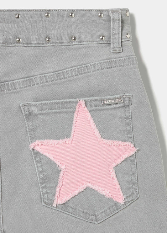 Jeans bolsillo parche estrella