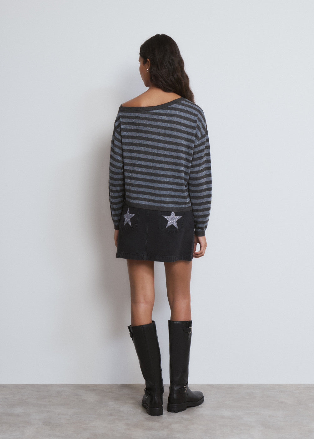 Jersey asimétrico rayas gris oscuro