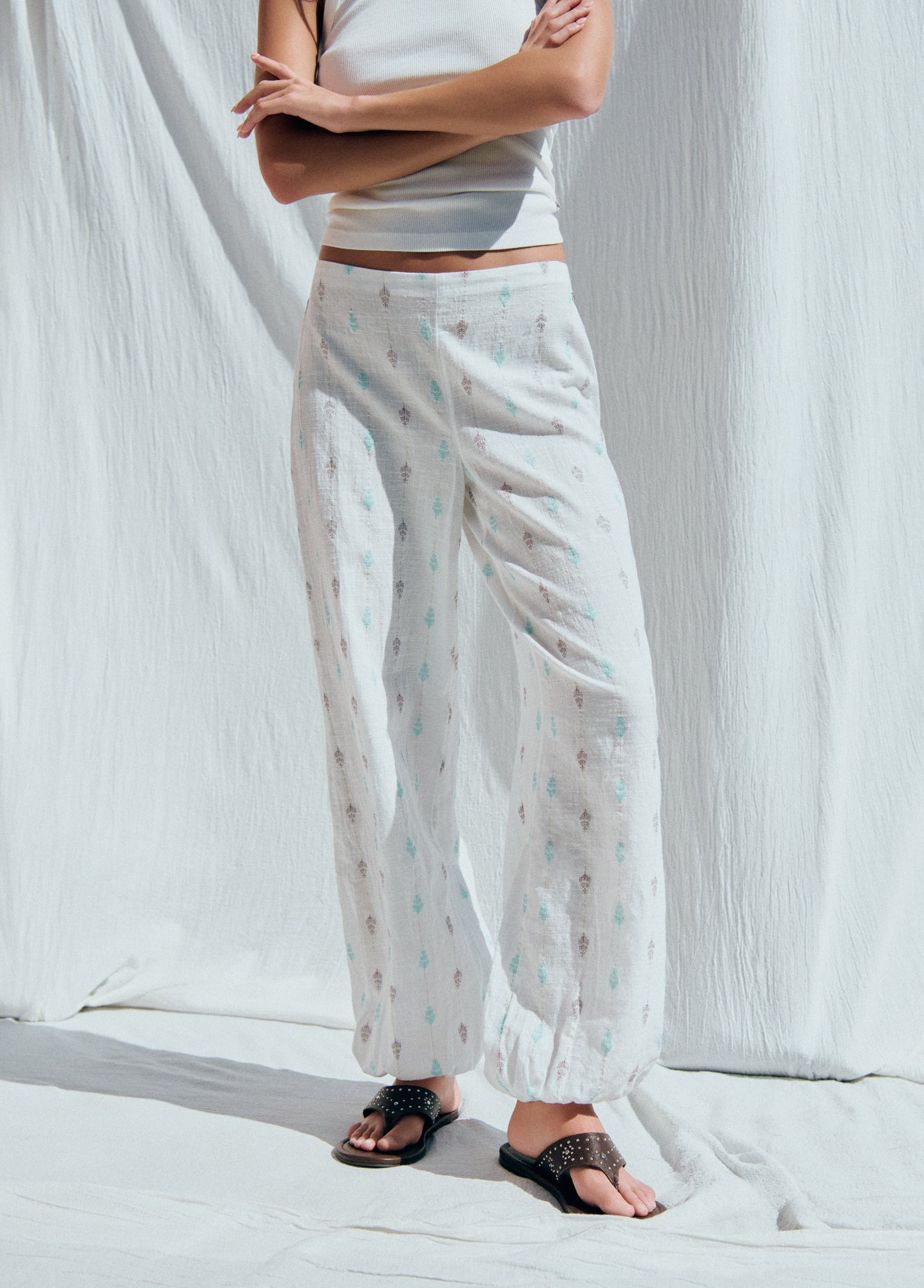Pantalón bombacho estampado