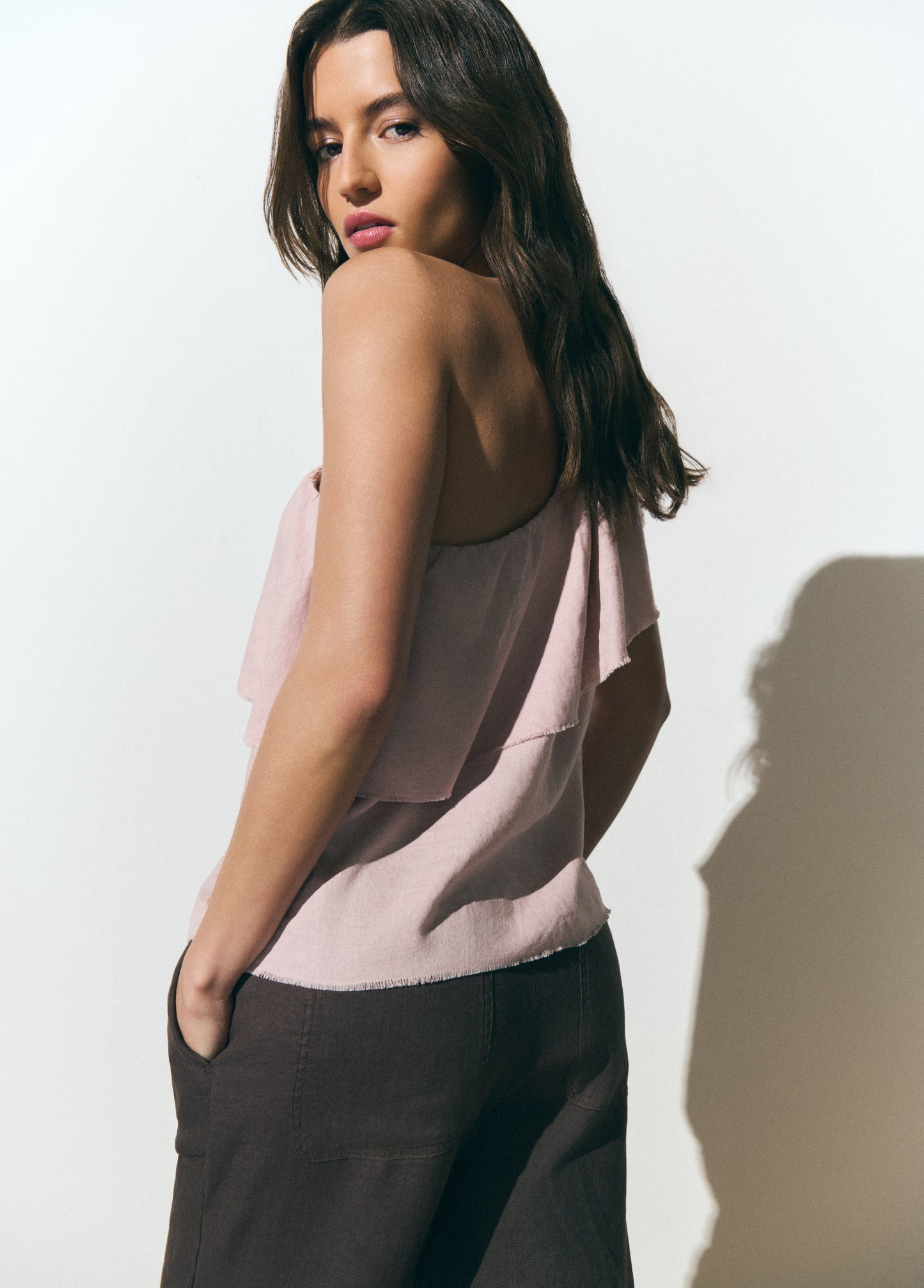 Top asimétrico volante