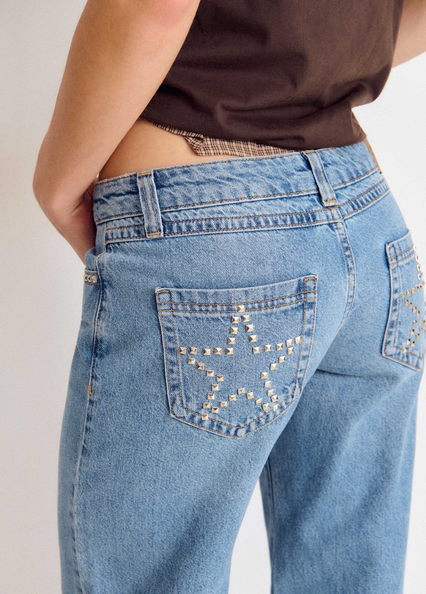 Jeans tachas estrellas
