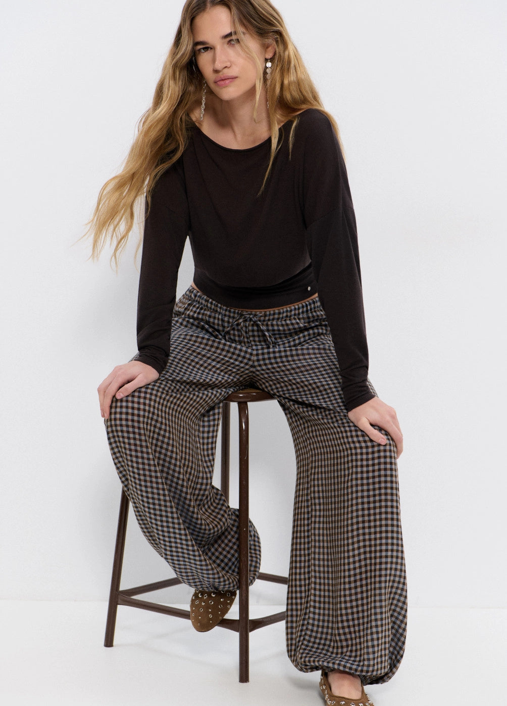 Pantalón bombacho de cuadros