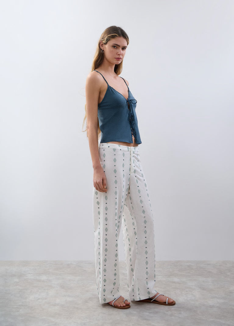 Pantalón bordado cenefa