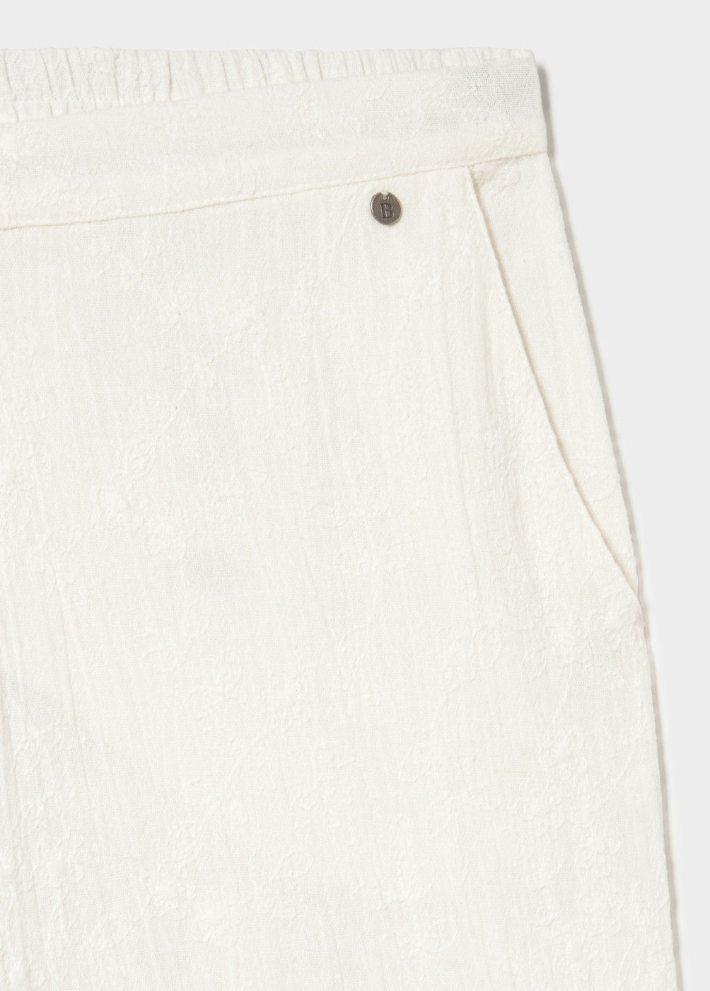 Pantalón bordados recto