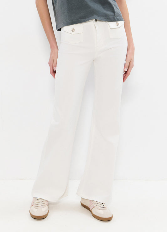 Pantalon campana bolsillos frontales