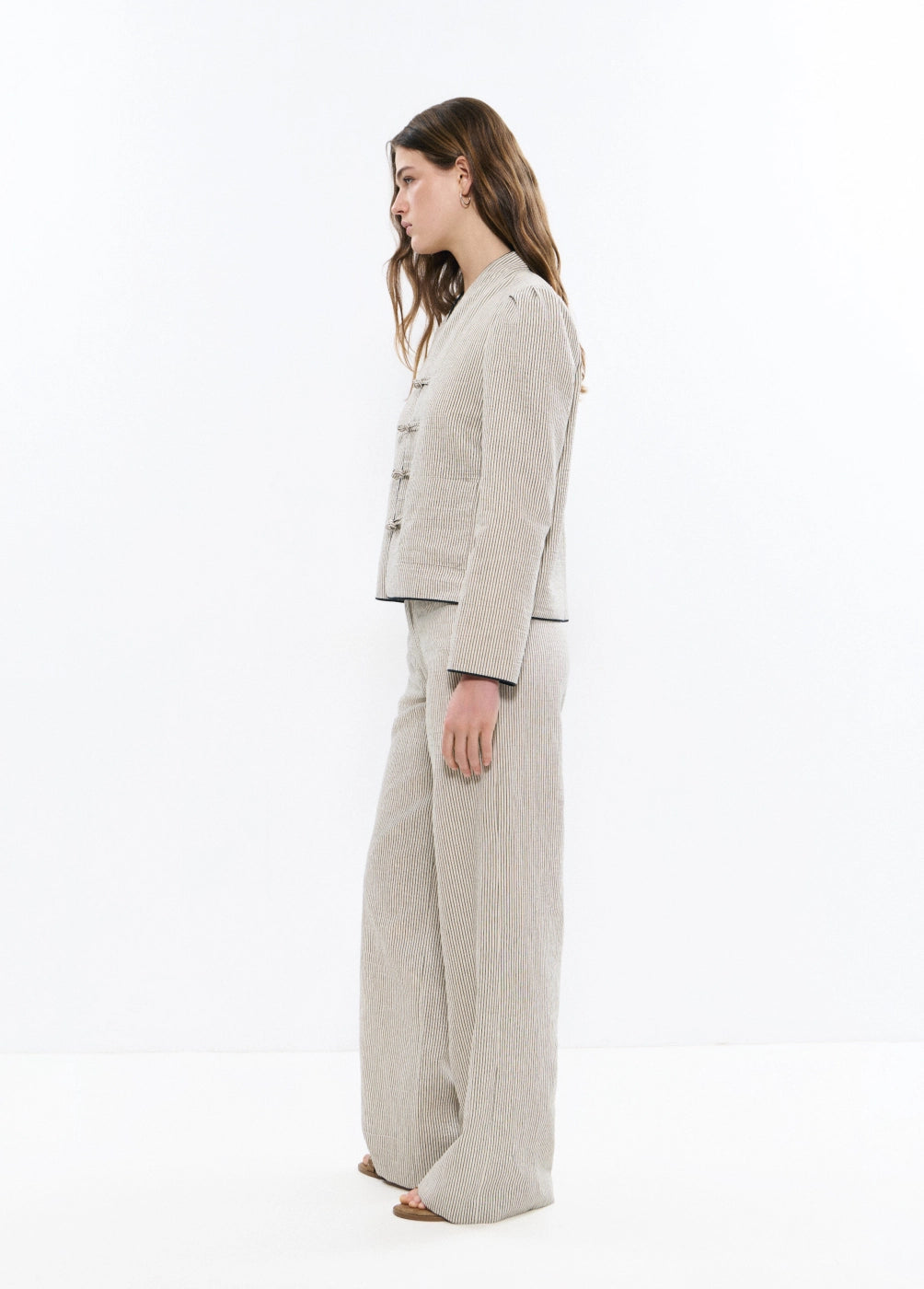 Pantalón con lino rayas vivos contraste