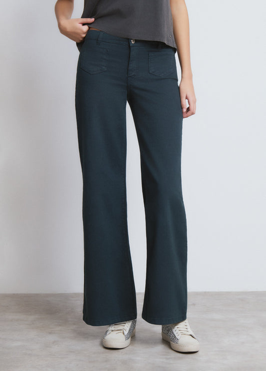 Pantalón culotte alas bordadas