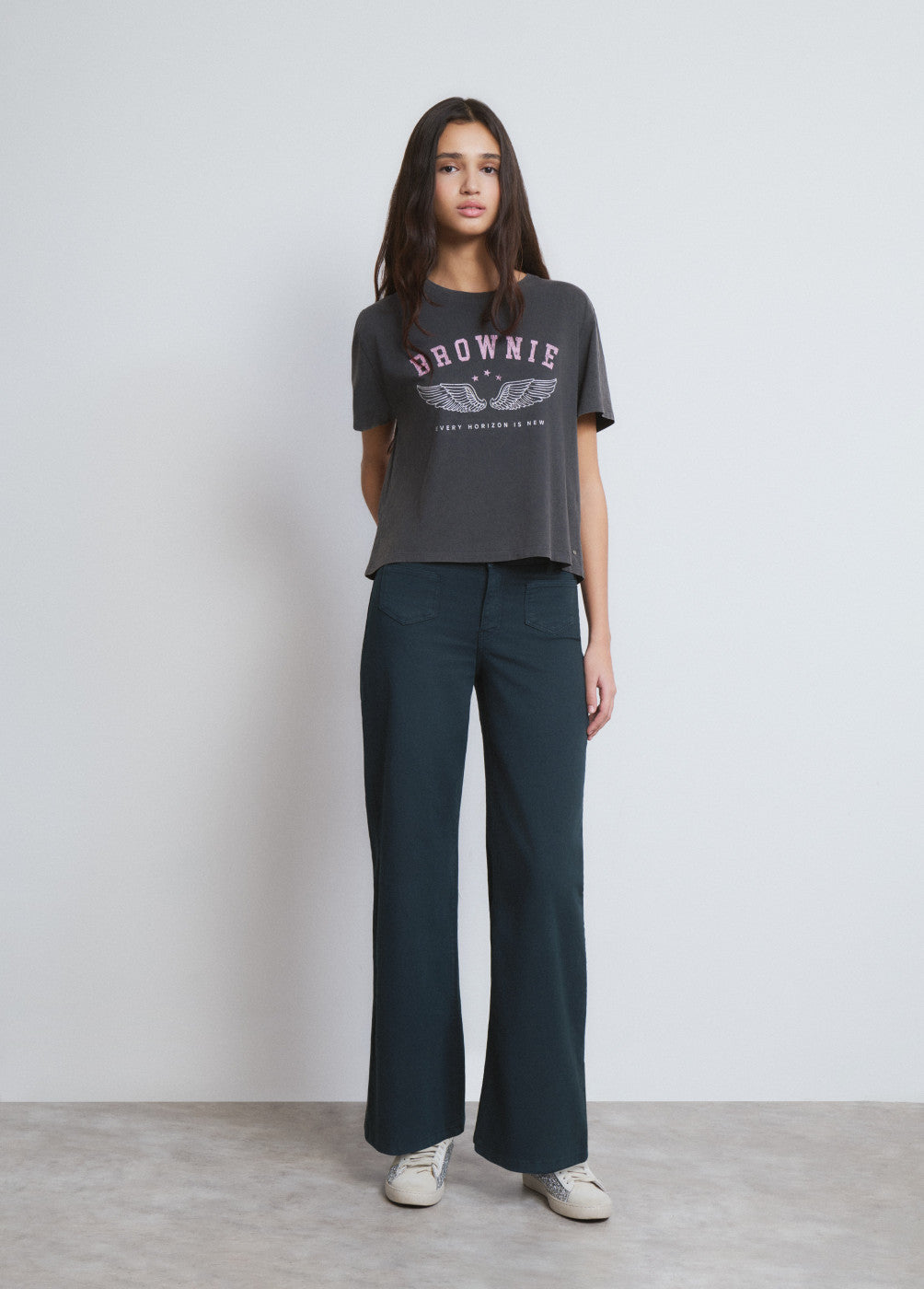Pantalón culotte alas bordadas