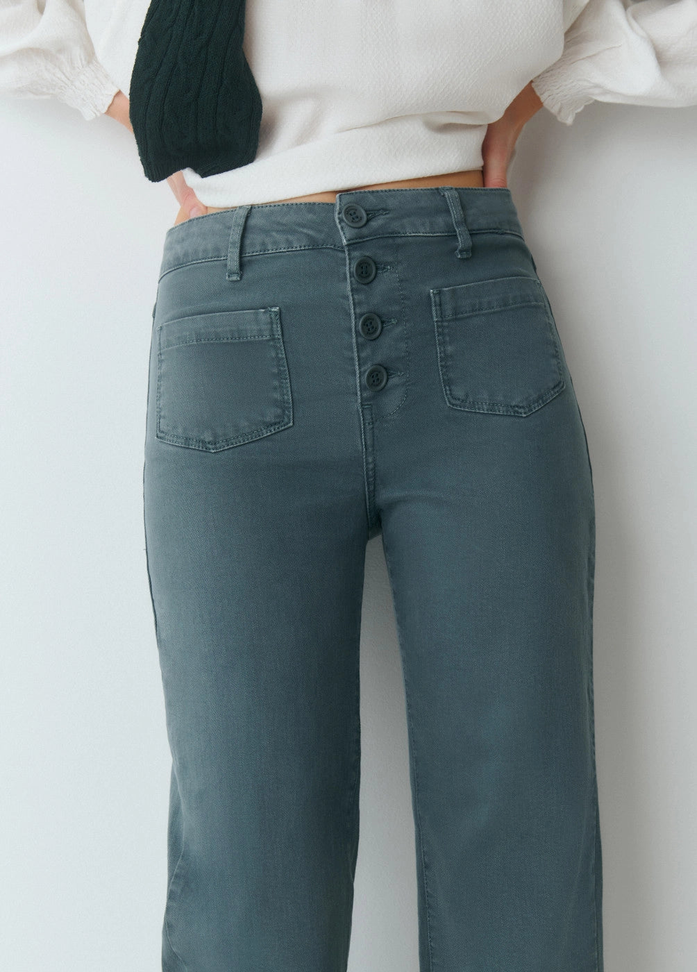 Pantalón culotte botones frontales