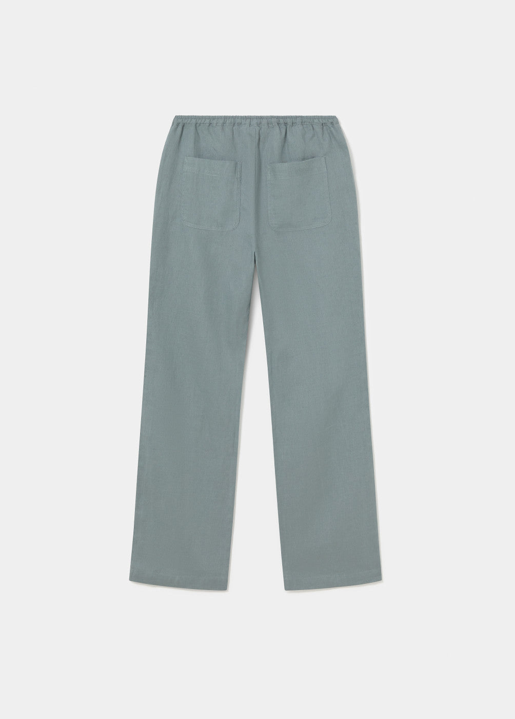 Pantalón fluido bolsillo parche