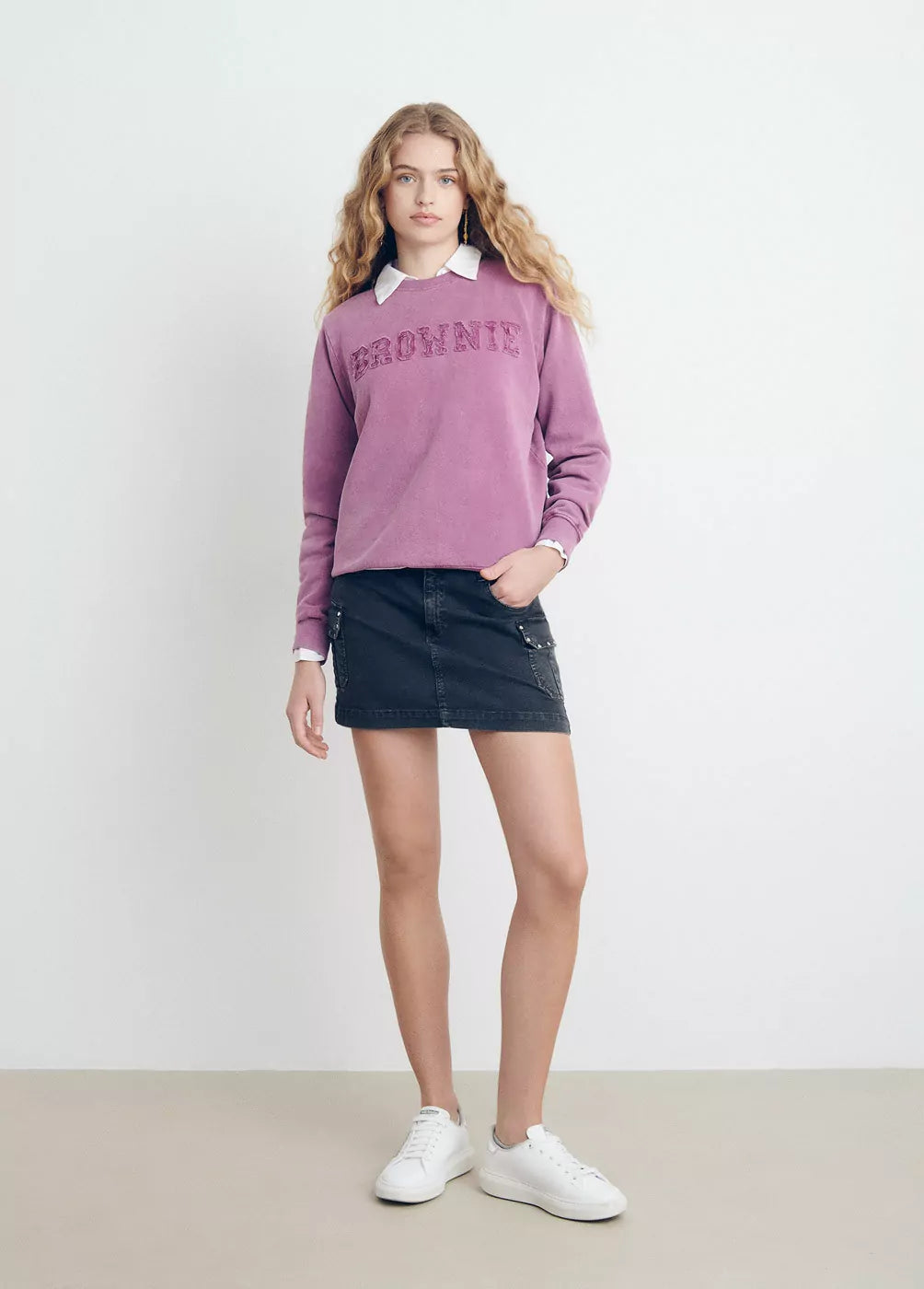 Sudadera lavada texto parche