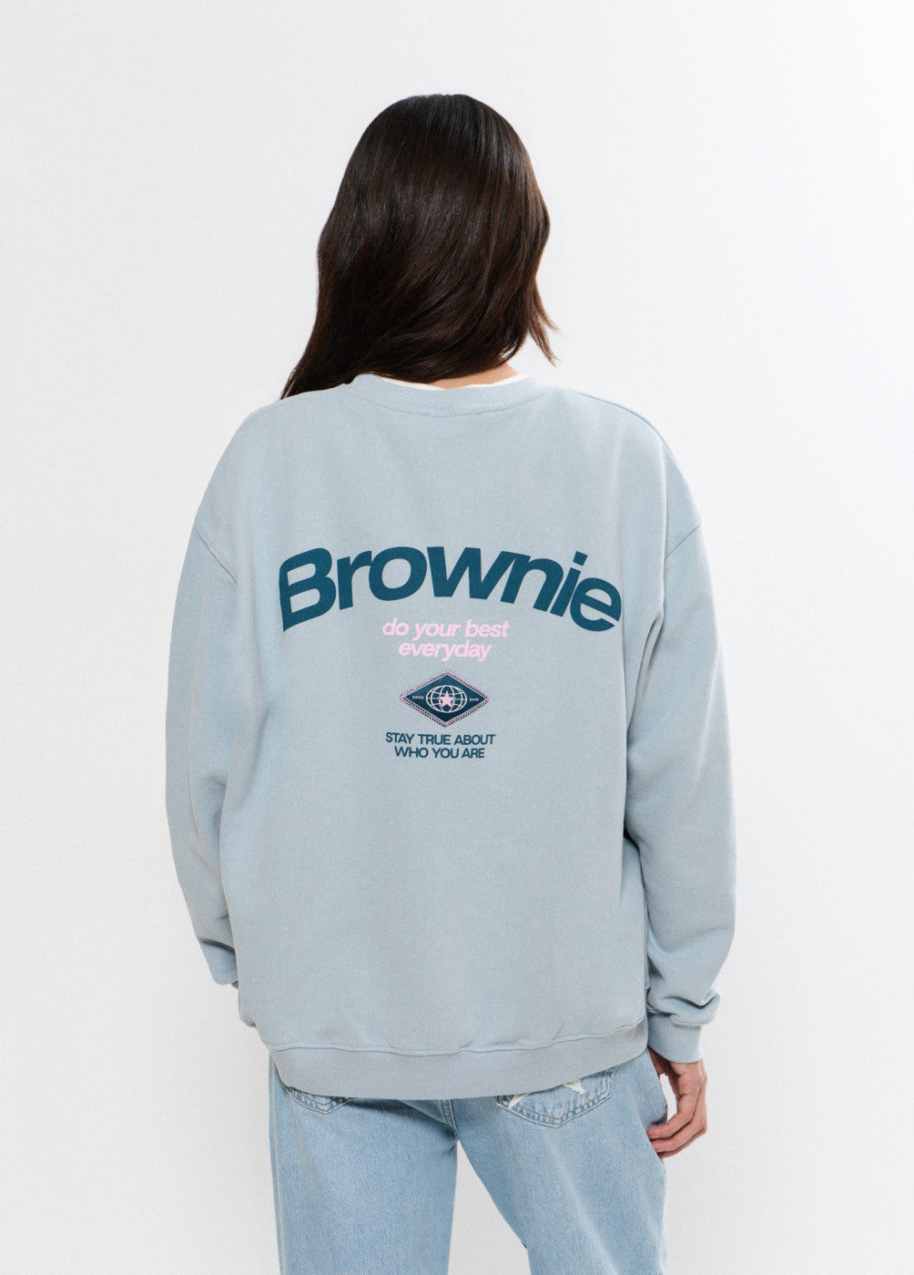 Sudadera print espalda con parche