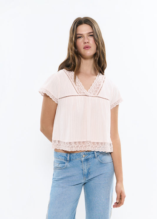 Blusa laces semitransparente