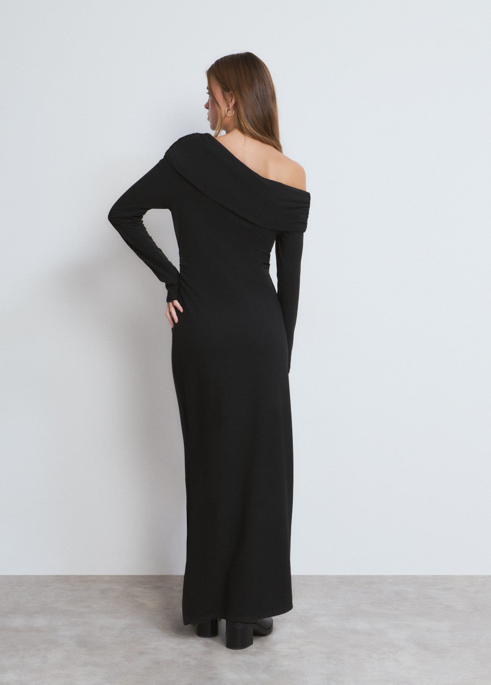 Vestido midi eyelets