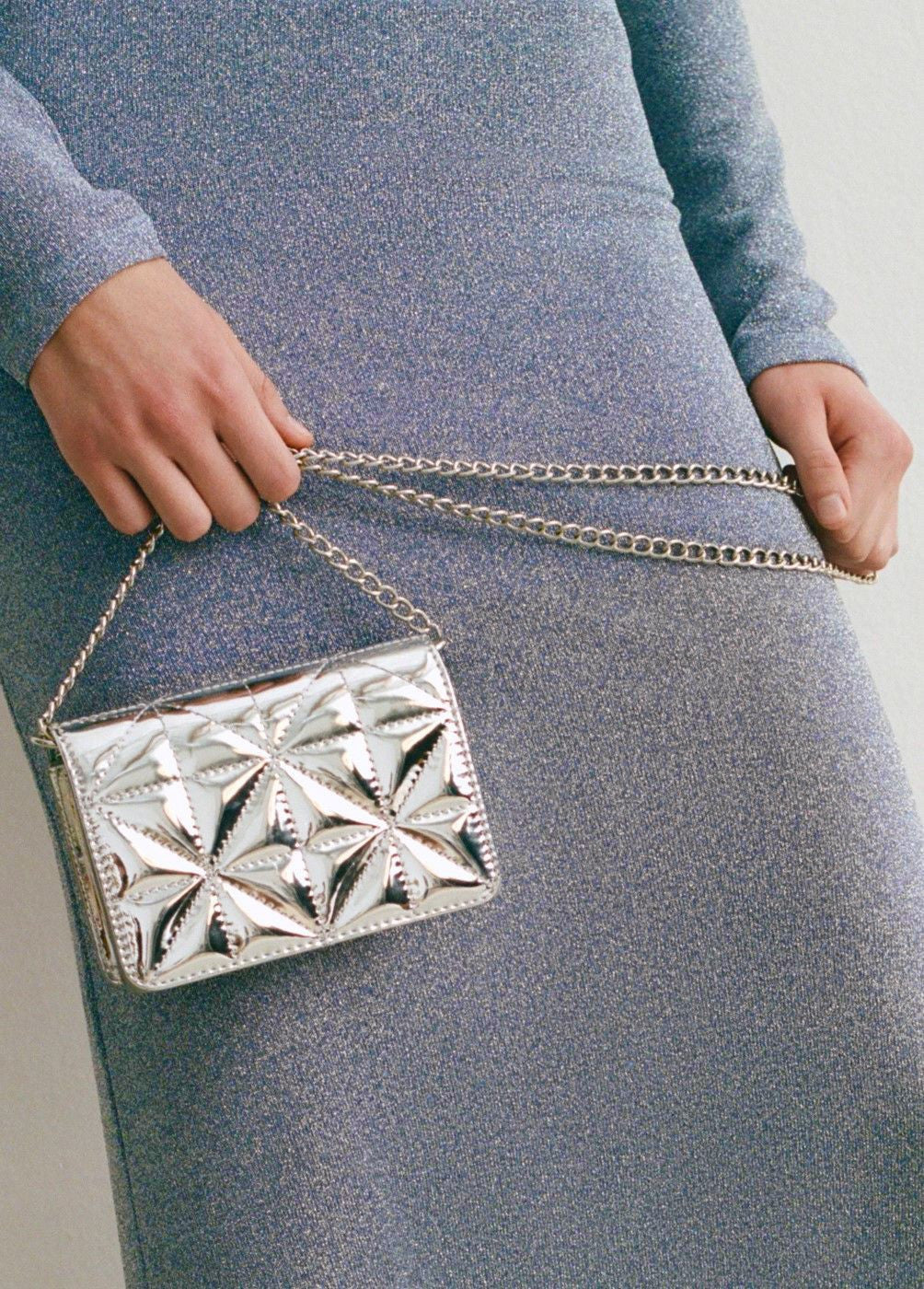 Bolso acolchado laminado